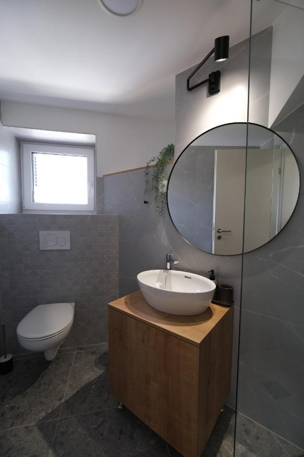 Apartments Emona Free Parking & Gym 류블랴나 외부 사진