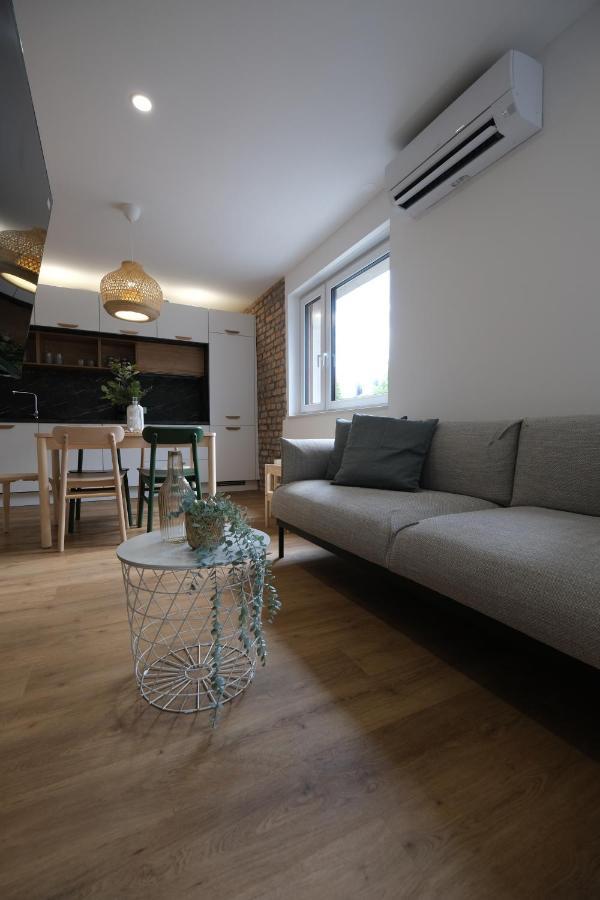 Apartments Emona Free Parking & Gym 류블랴나 외부 사진